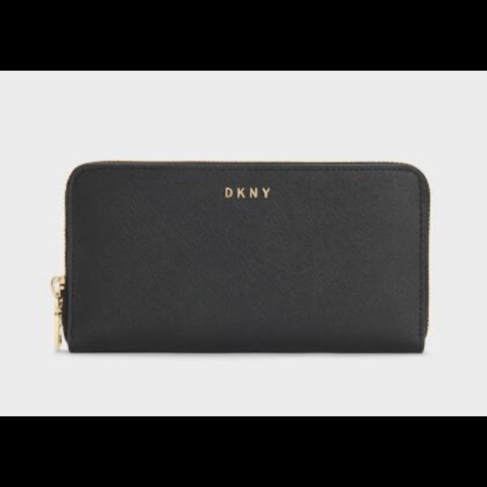 DKNY NWT Bryant Large ZIP Around Leather Wallet